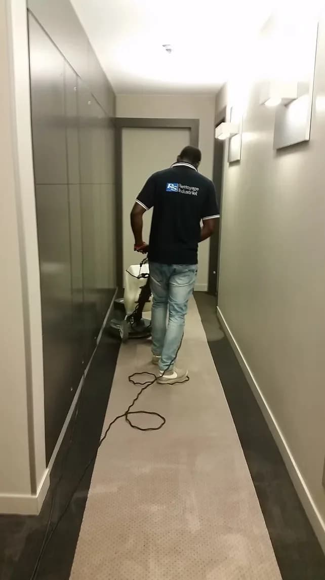 Entretien des parties communes de copropriété en Île-de-France